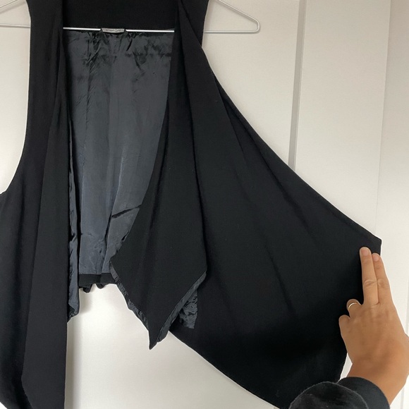 Massimo Dutti Black Plunge Sleeveless Vest - Picture 3 of 6